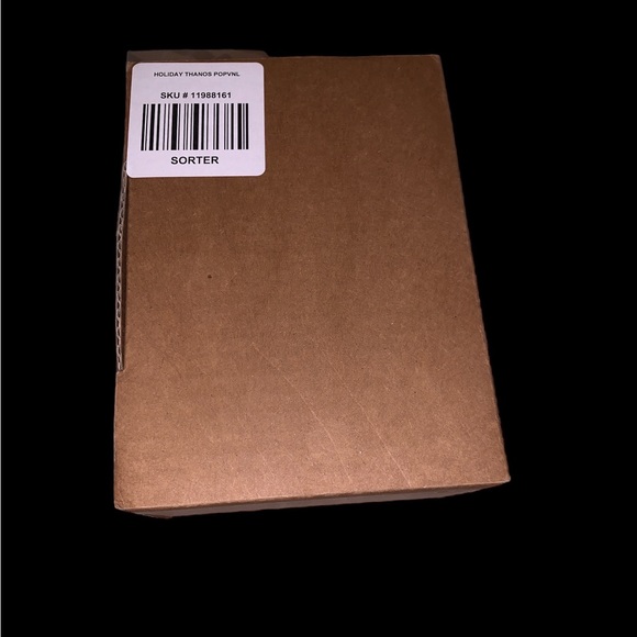 New in Box 2019 Marvel Holiday Thanos Funko Pop - Picture 10 of 10